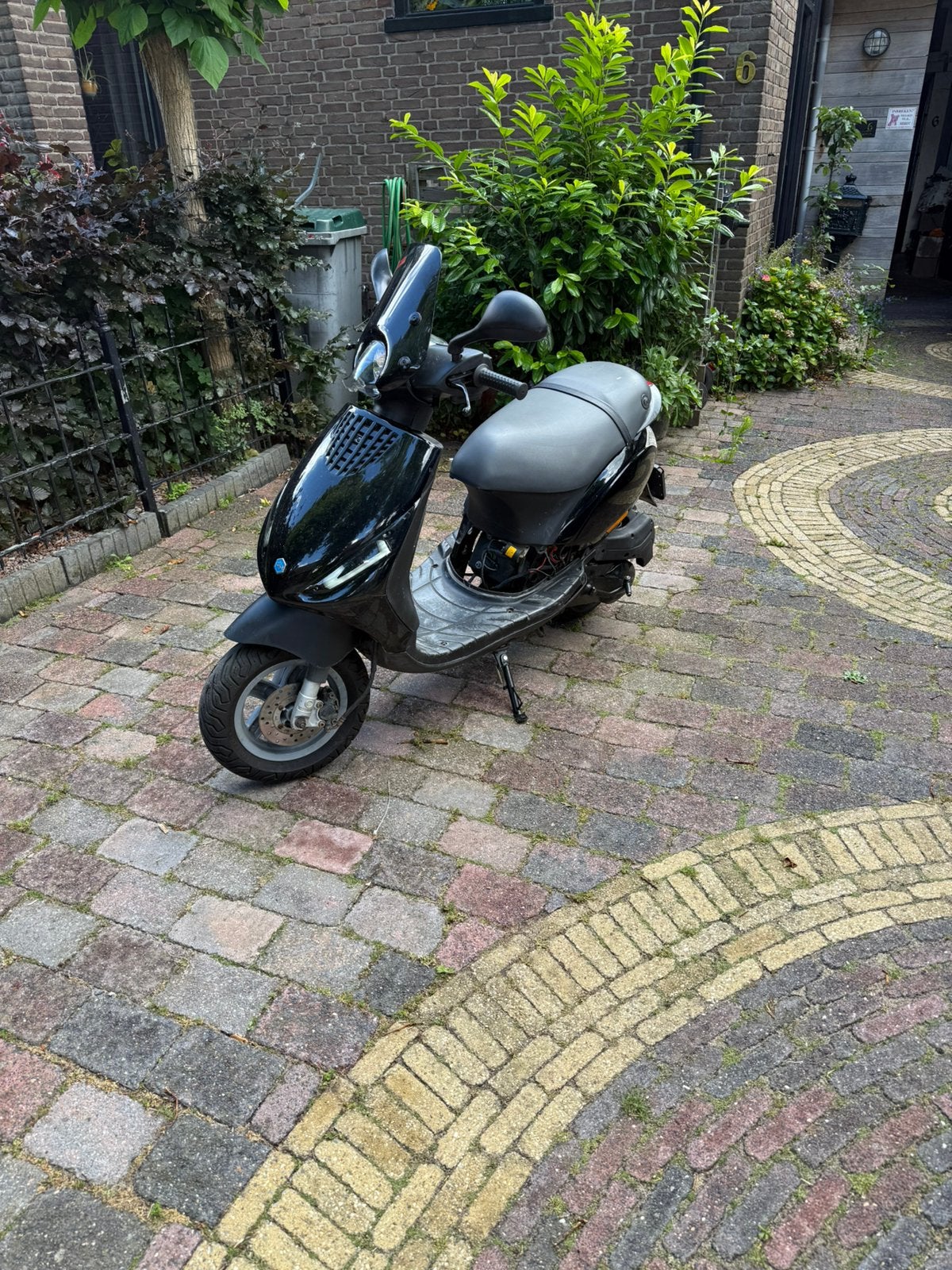 Zip 125cc brom, Ophalen, Zo goed als nieuw, Tweetakt, Zip