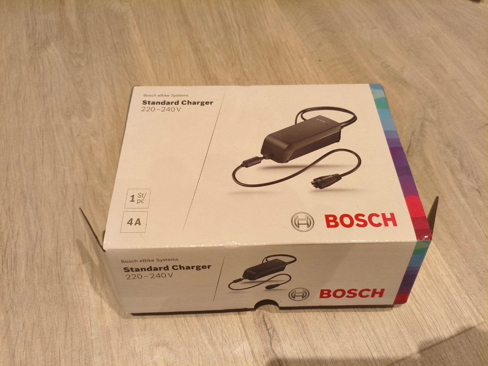 Bosch fiets accu lader nieuw in doos 36V 4A, Nieuw