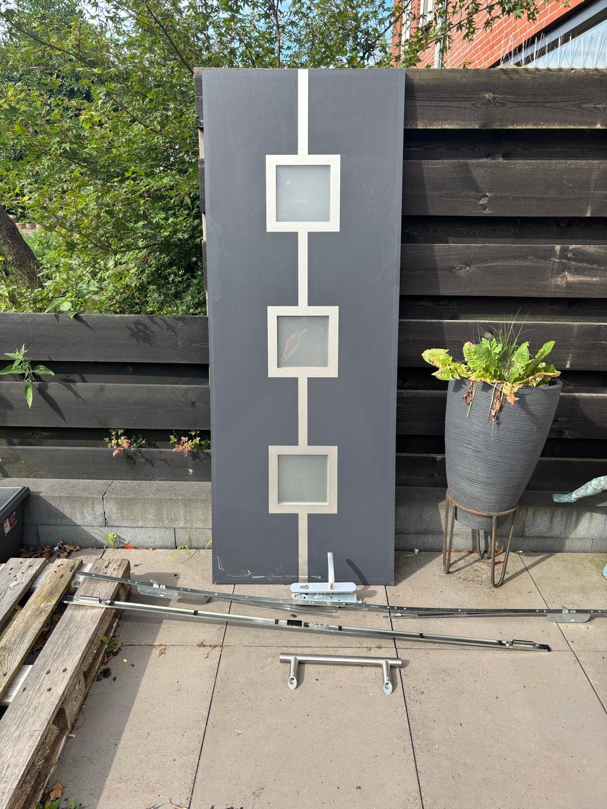 Moderne Buitendeur paneel met Glas en Hang- en Sluitwerk, Ophalen, Gebruikt, Minder dan 80 cm, Minder dan 200 cm