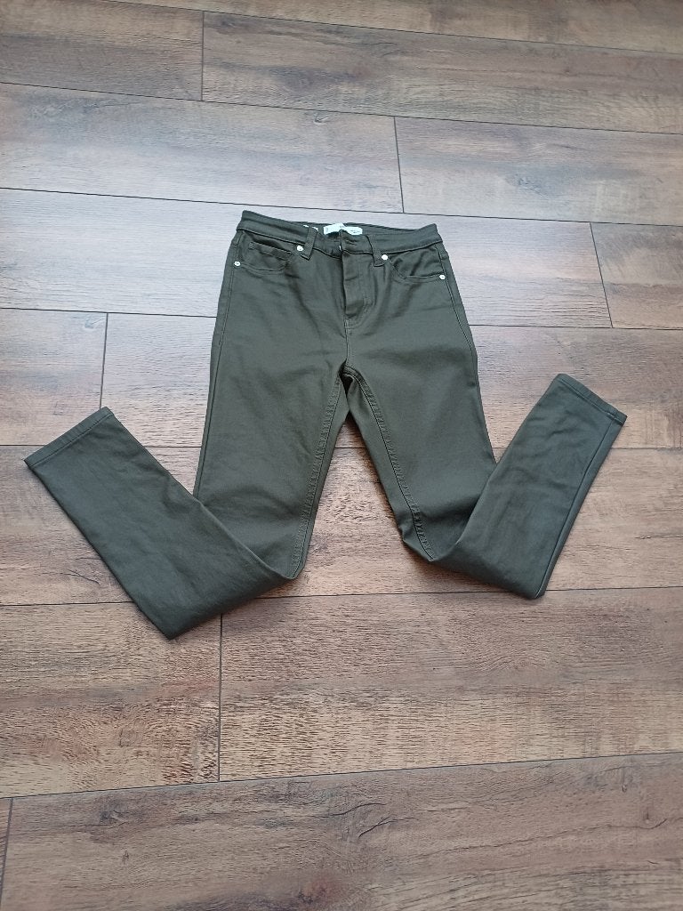 leuke groene mango stretch broek maat 34, Kleding | Dames, Broeken en Pantalons, Nieuw, Ophalen of Verzenden, Maat 34 (XS) of kleiner