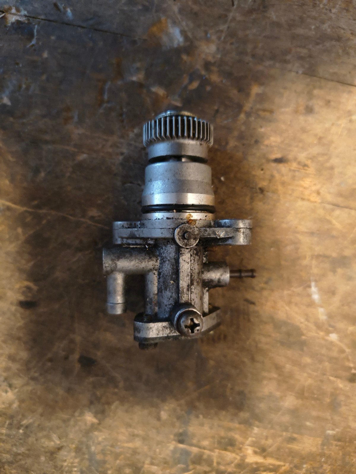 Yamaha Aerox oliepomp. Past op andere Minarelli blokken., Ophalen of Verzenden, Nieuw