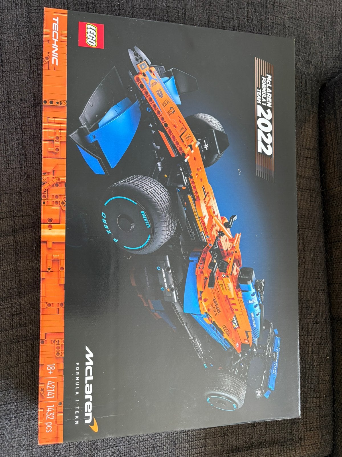 Lego 42141 mclaren F1 1e oplage met pirelli banden, Kinderen en Baby's, Ophalen, Lego, Nieuw, Technic