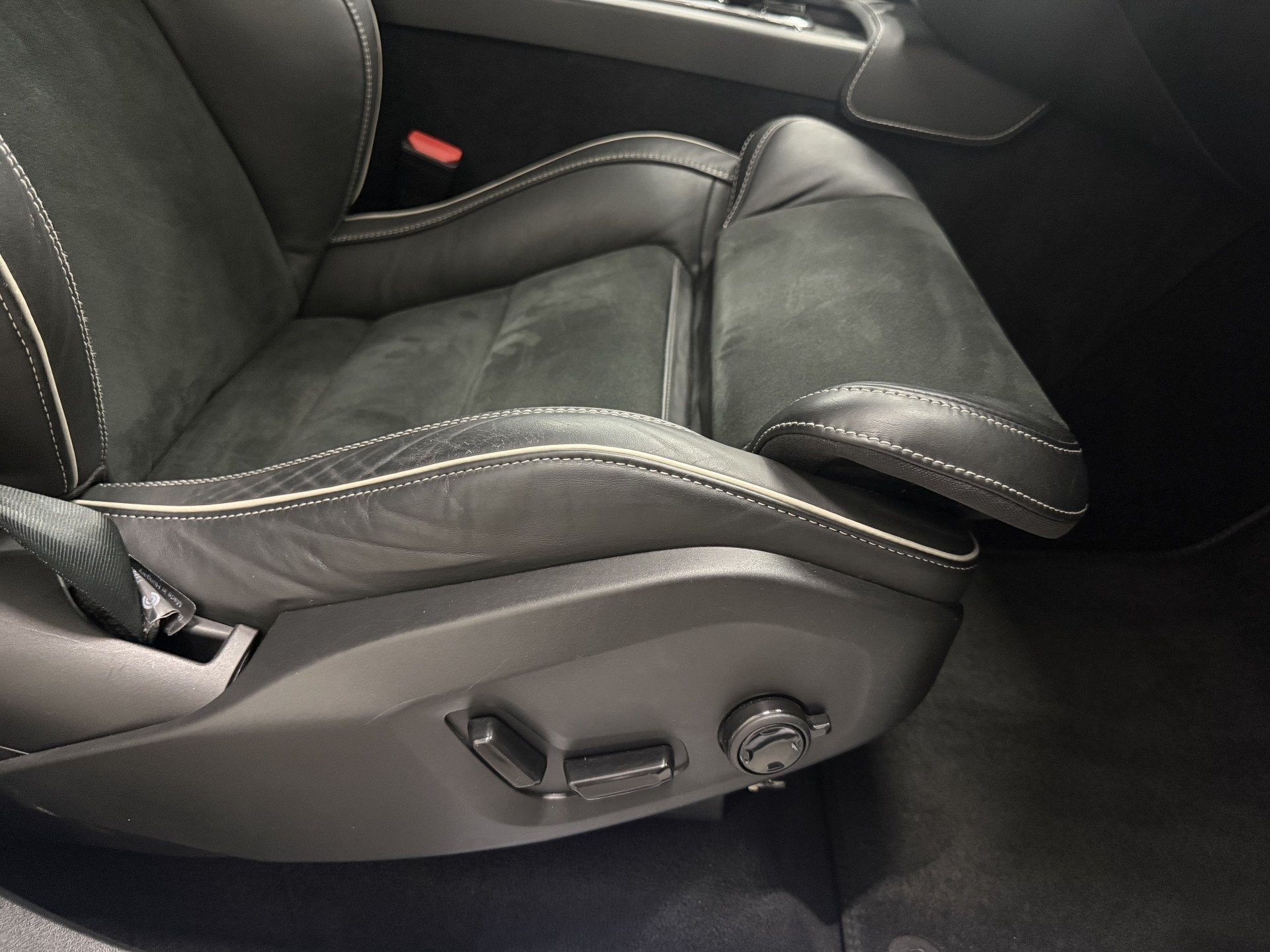 Foto 47 van Volvo XC90 T8 Recharge AWD R-Design PANO/TREKHAAK/SOH 93,7%/