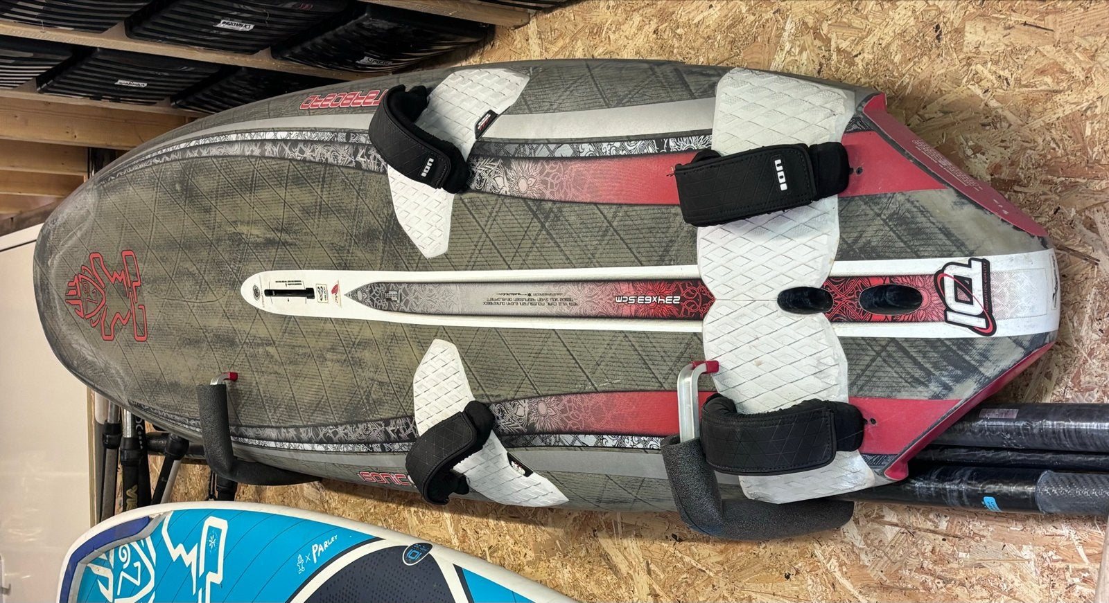 Windsurfboard Starboard isonic 97L, Watersport en Boten, Ophalen, Met voetbanden, Minder dan 250 cm, Zo goed als nieuw