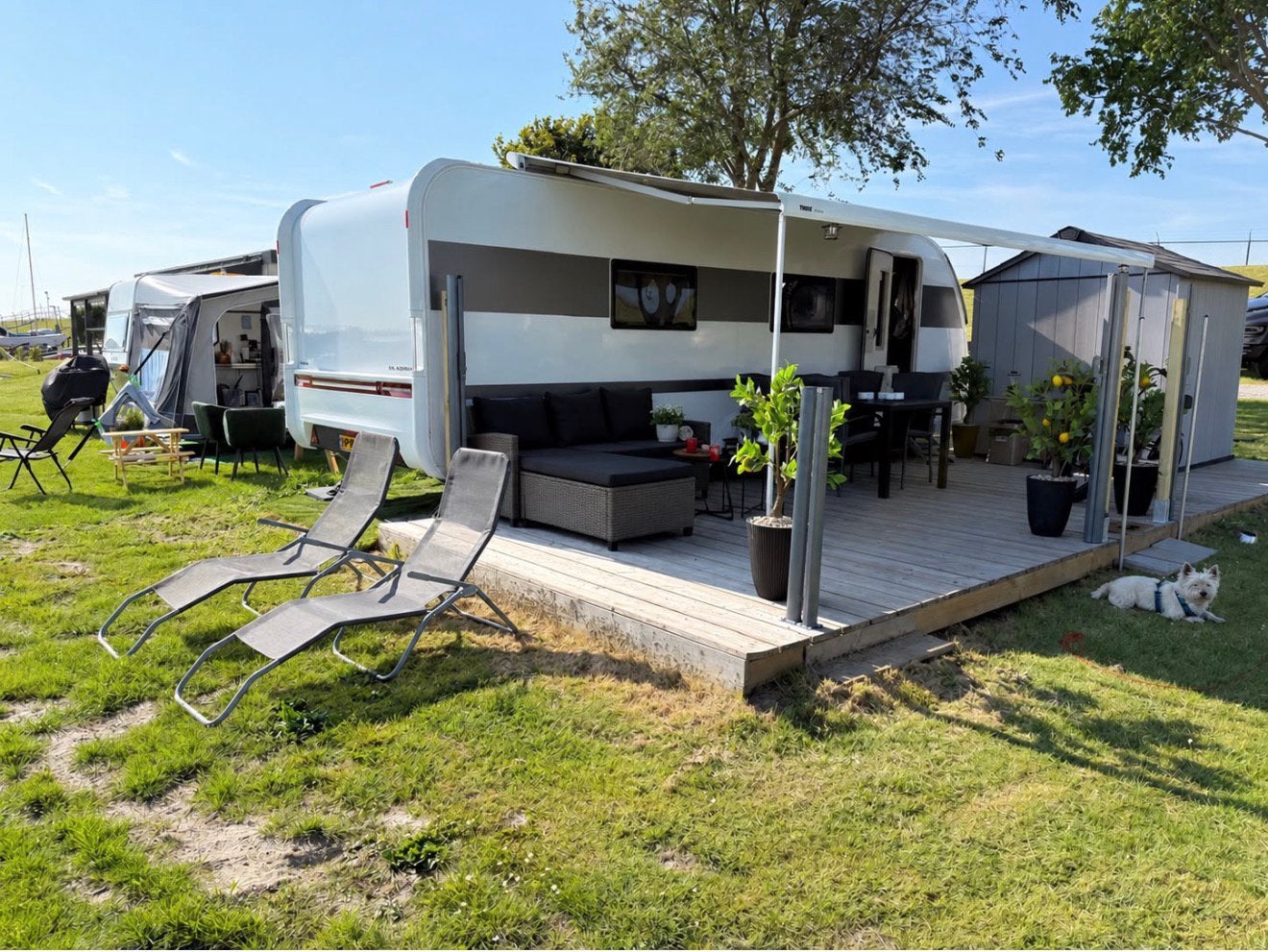 Adria Alpina 663 HT 2024 | Airco | 4 Movers | Veerse meer, Caravans en Kamperen, Rondzit, 7 tot 8 meter, Adria, Oven
