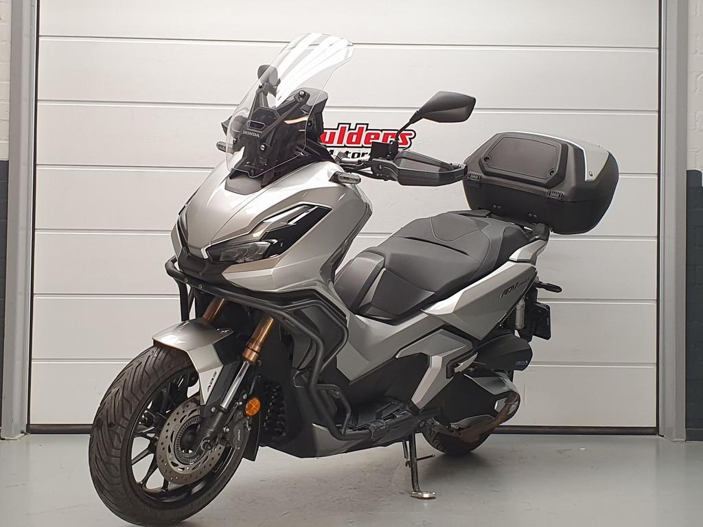 Honda ADV 350 ABS HONDA ADV 350 ABS (bj 2022), Motoren, Motoren | Honda, Scooter, Bedrijf, Mc.benelux@honda-eu.com, Doornveld 180 - 184
B-1731  Zellik, BE