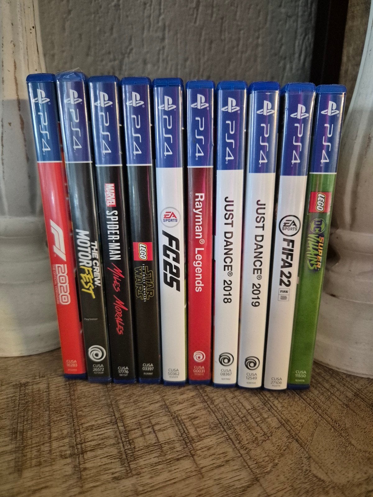 9 playstation 4 spellen, 3 spelers of meer, Ophalen of Verzenden, Zo goed als nieuw, Vanaf 3 jaar