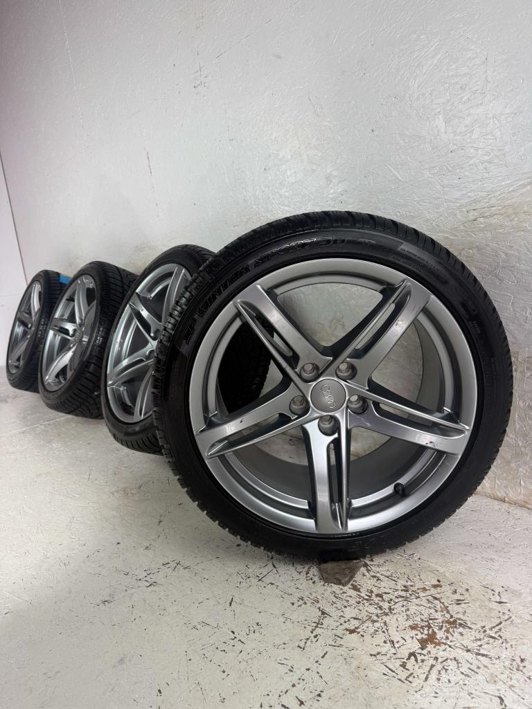 Originele Audi A5 A4 S5 S4 velgen 18" 5x112 winterset 8T0, Auto-onderdelen, Banden en Velgen, Niet ingevuld, 18 inch, Banden en Velgen