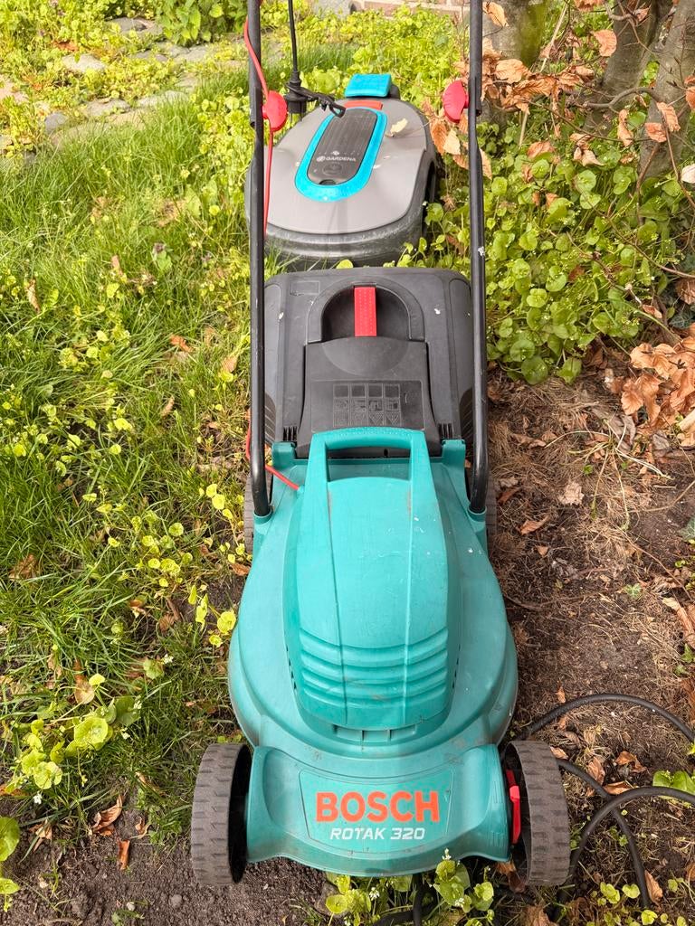 Bosch Rotak 320 elektrische grasmaaier, Ophalen, Cirkelmaaier, Gebruikt, Elektrische grasmaaier