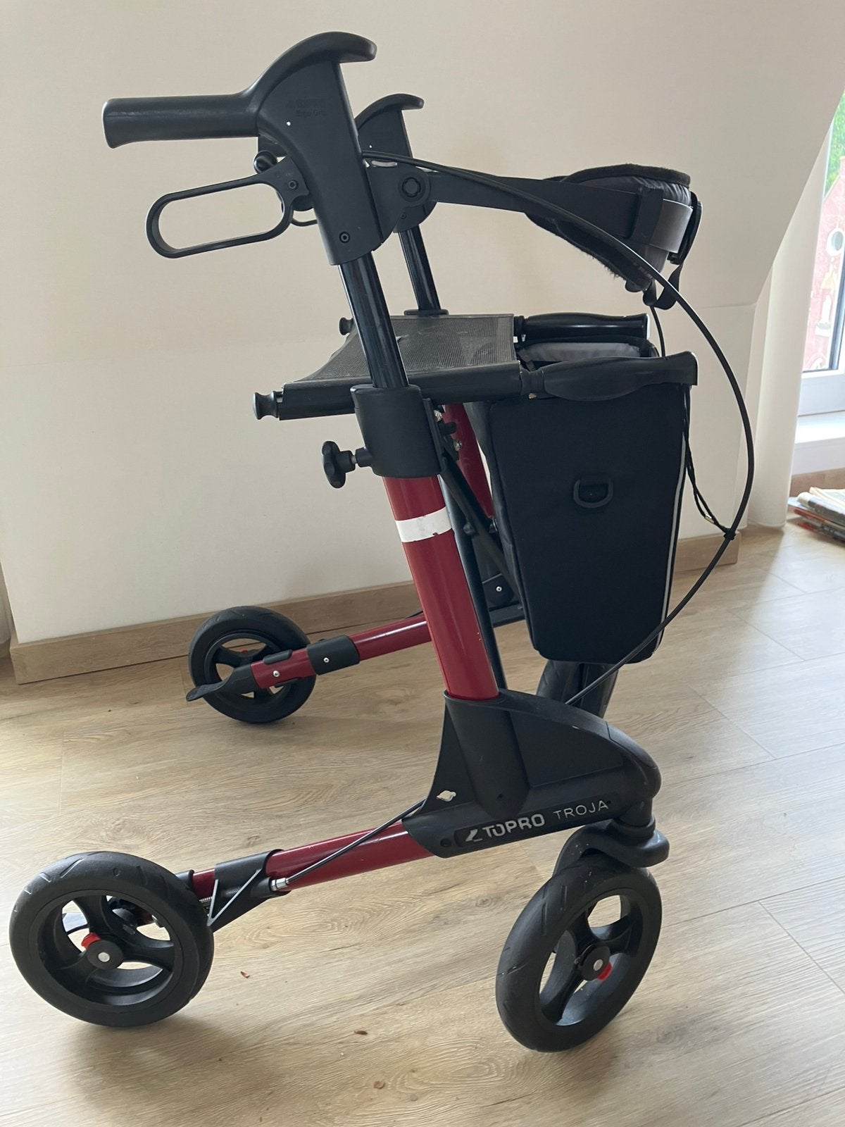 Lichtgewicht rollator, Topro Troja, in prima staat, Ophalen, Lichtgewicht, Zo goed als nieuw