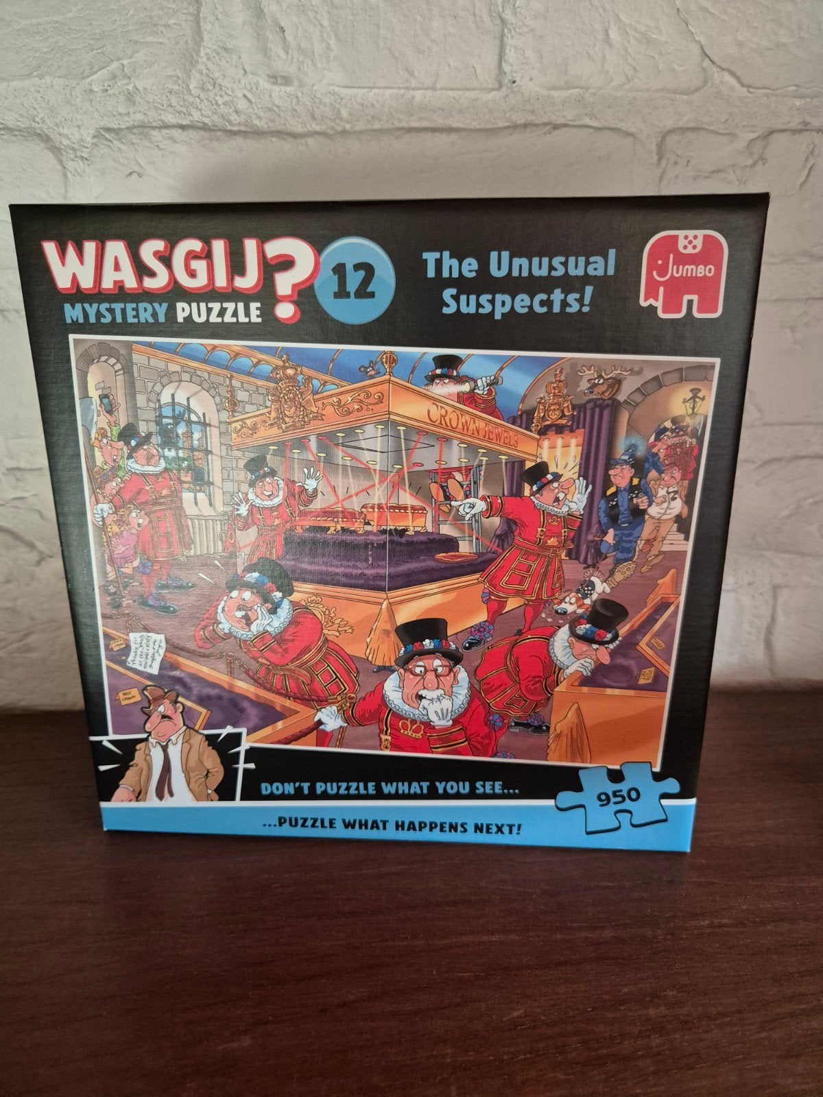 Wasgij Mystery Puzzel 12 - The Unusual Suspects, Ophalen of Verzenden, 500 t/m 1500 stukjes, Zo goed als nieuw, Legpuzzel