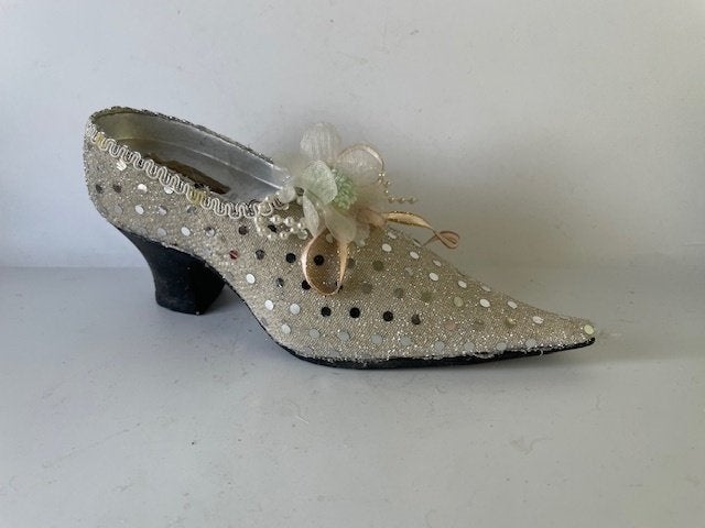 Spaarpot prinses / prinsessenschoen. Glitter zilver muiltje., Ophalen, Zo goed als nieuw, Steen, Aardewerk of Keramiek, Overige thema's