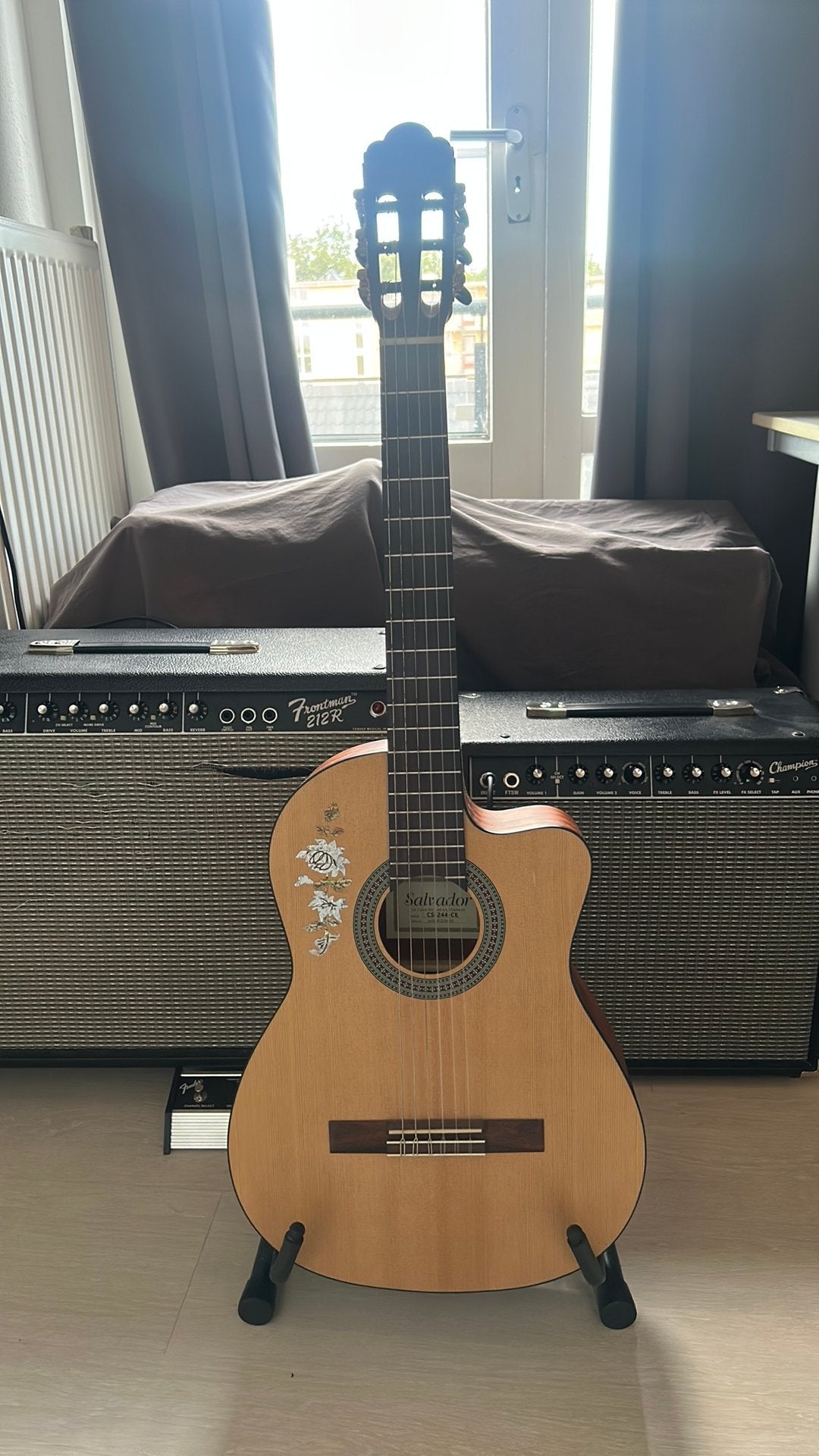 Spaanse gitaar, elektro/acoustisch, Ophalen, Zo goed als nieuw, Klassieke of Spaanse gitaar