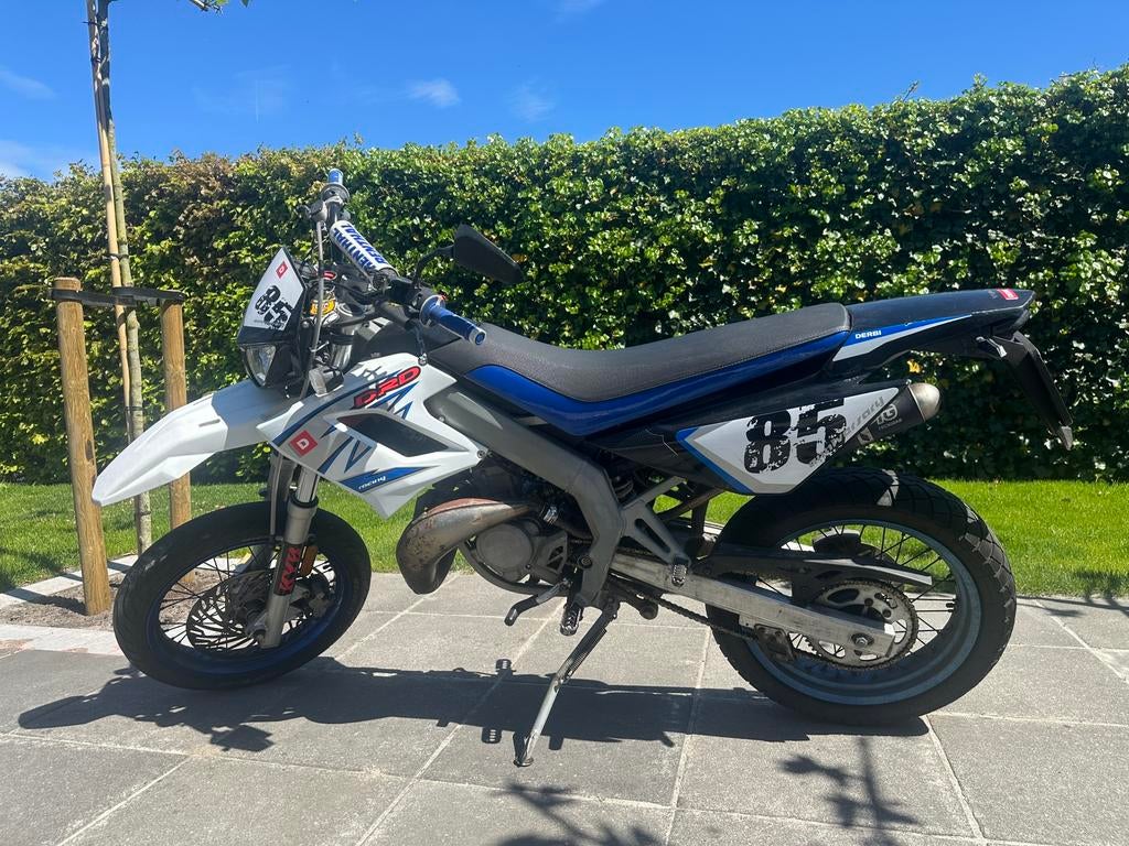 Derbi drd schakelbrommer 85 editie, Fietsen en Brommers, Ophalen, Zo goed als nieuw