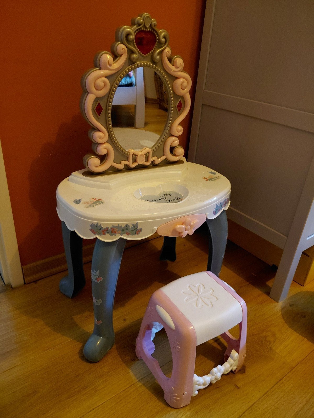 Kinder kaptafeltje, Ophalen, Kunststof, 50 tot 100 cm, Zo goed als nieuw