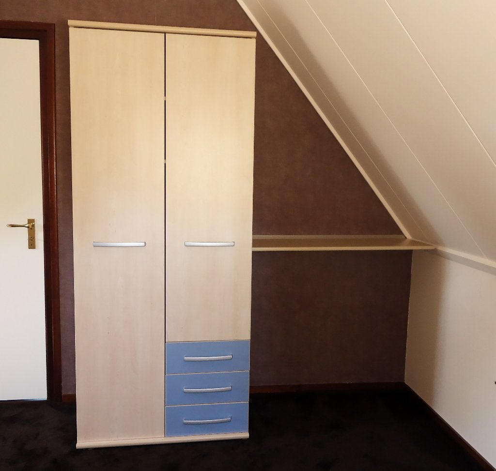 Originele Trendhopper Robin kledingkast – ahorn/lichtblauw, Kinderen en Baby's, Ophalen, Gebruikt, 50 tot 70 cm, 105 cm of meer