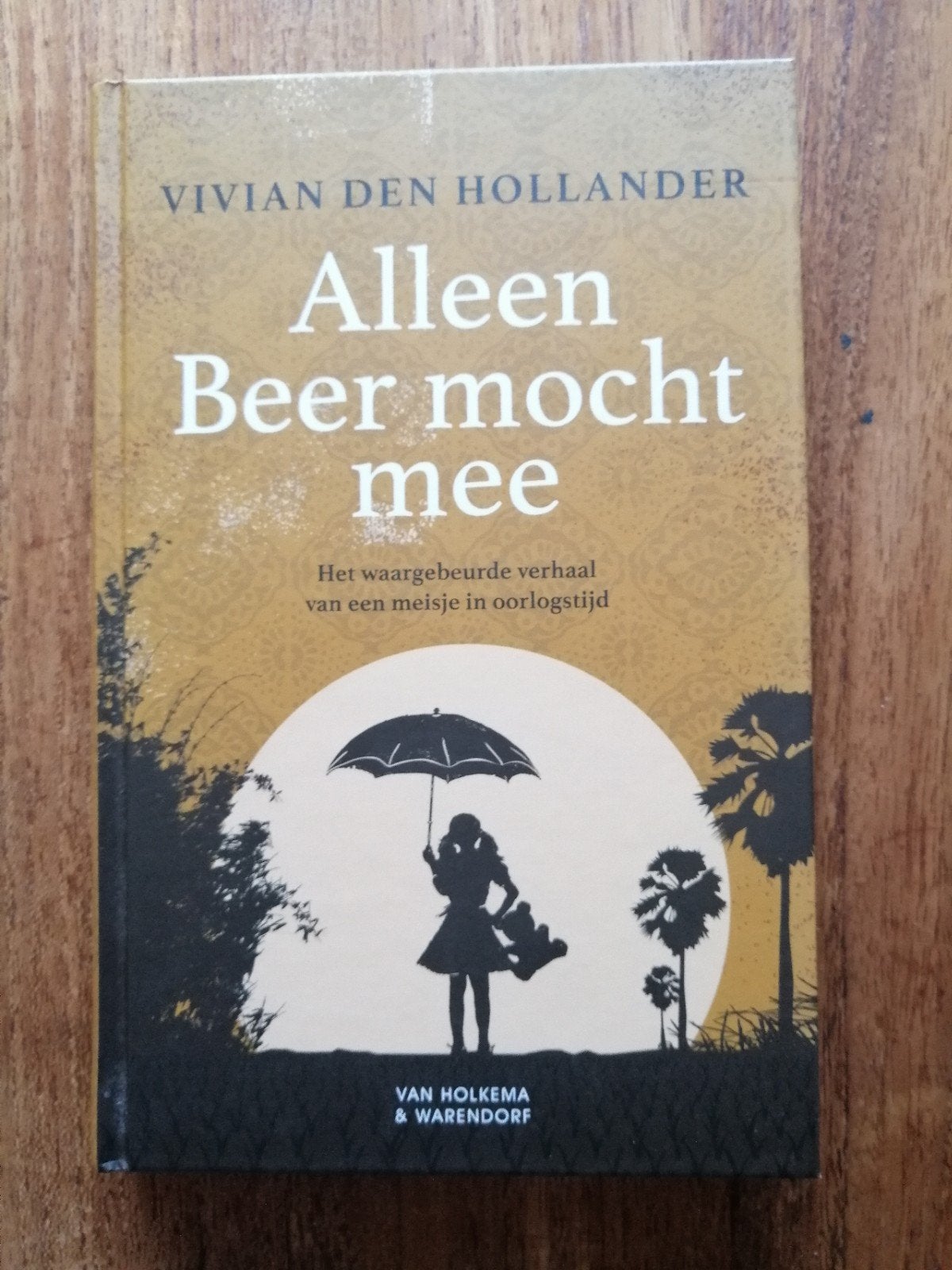 Alleen Beer mocht mee - Vivian den Hollander, Verzenden, Zo goed als nieuw, Vivian den Hollander