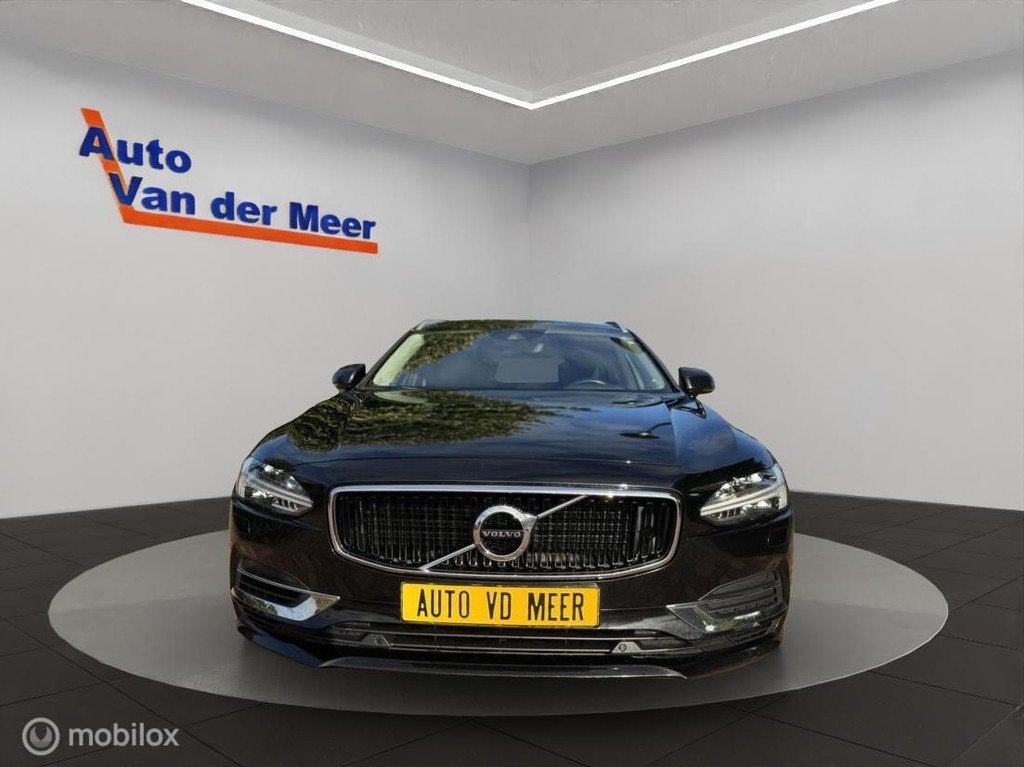 Volvo V90 2.0 T8 AWD Inscription/ Navigatie / Trekhaak / Etc, Auto's, Volvo, Automaat, 4 cilinders, Zwart, Vierwielaandrijving