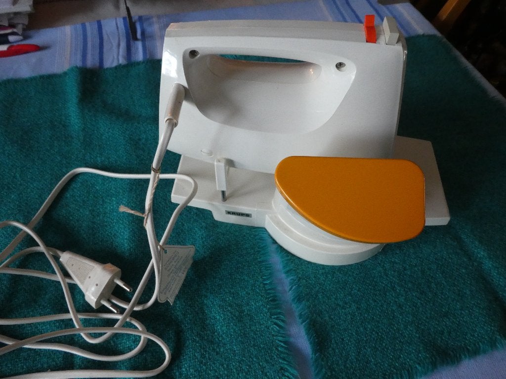 Krups, fruits / groente snij mixer, voor op kan of kom, Snijmachine, Ophalen of Verzenden, Zo goed als nieuw, Overige merken