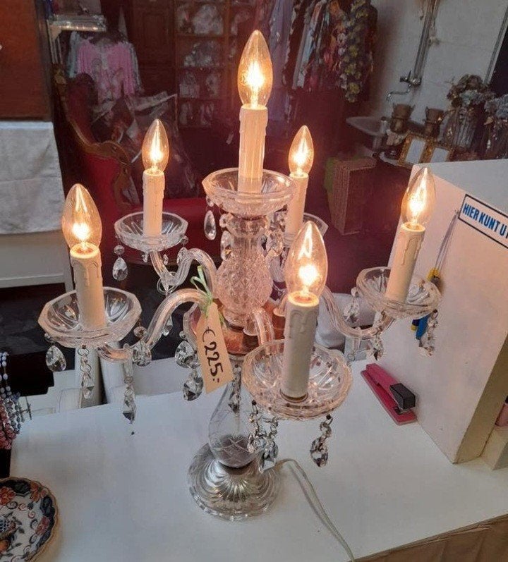 Adv 11 kristallen tafel lamp, Ophalen