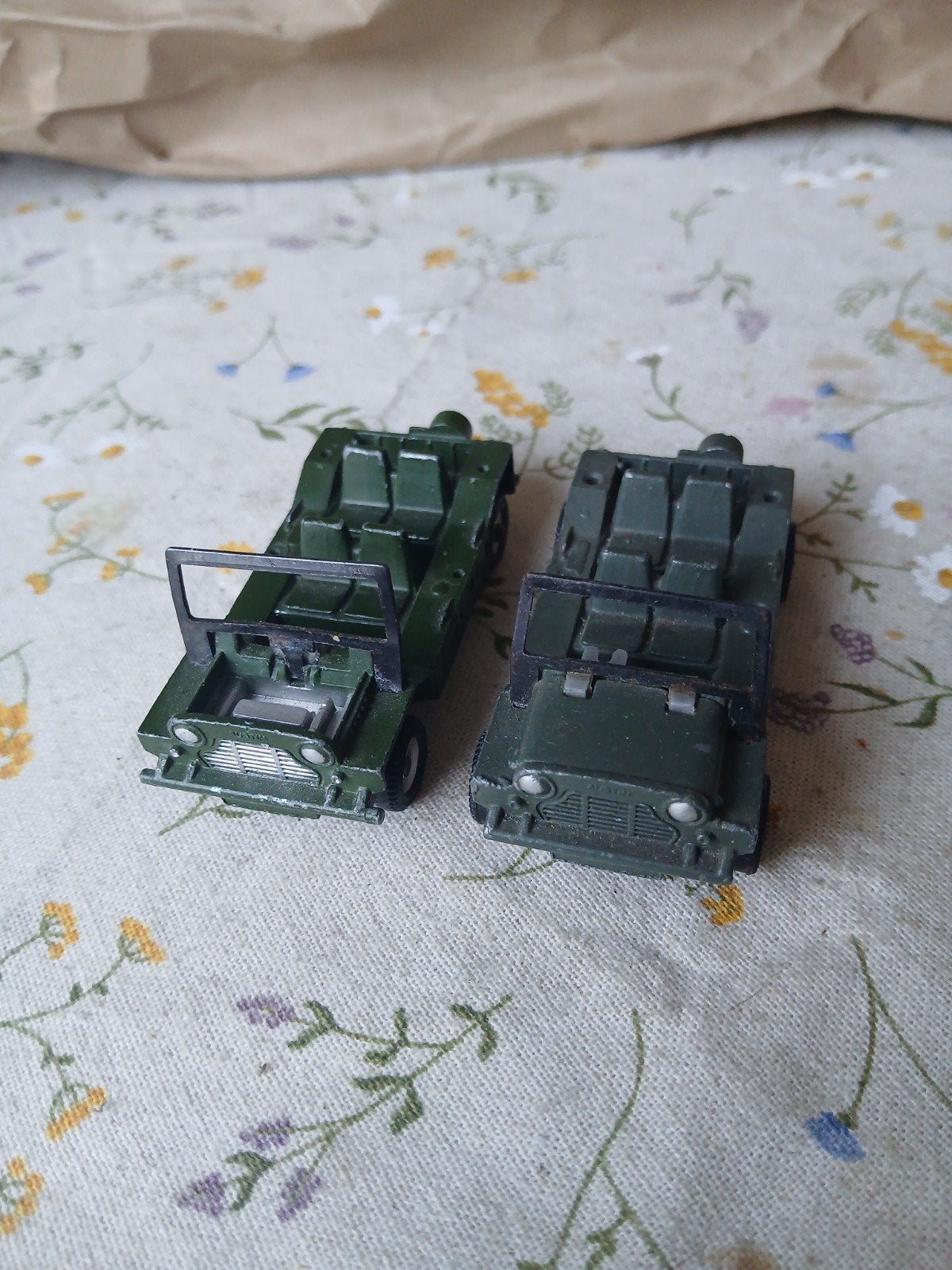 Austin Mini Moke. Dinky toys,  opknappers,  samen:, Hobby en Vrije tijd, Ophalen of Verzenden, Auto, Dinky Toys