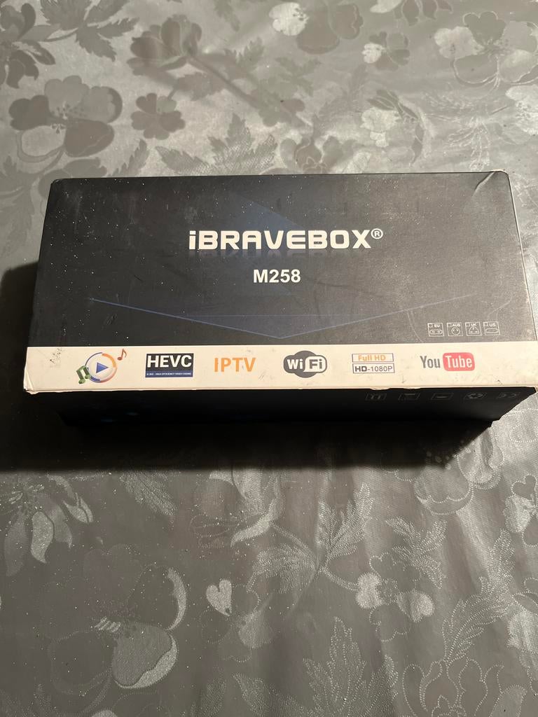 iBRAVEBOX M258 mediaspeler, Auto diversen, Ophalen of Verzenden, Zo goed als nieuw