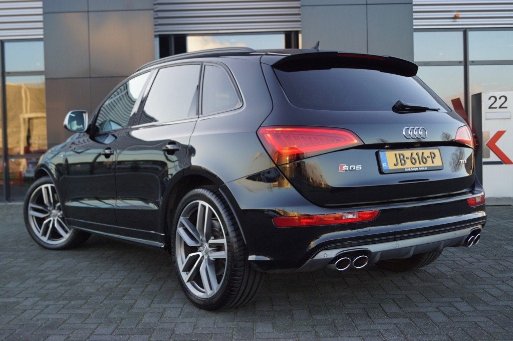 Audi SQ5 3.0 TDI Quattro/ Panodak/ Leer /21 Inch /Camera /B&, Auto's, Audi, Automaat, Gebruikt, Zwart, Bedrijf