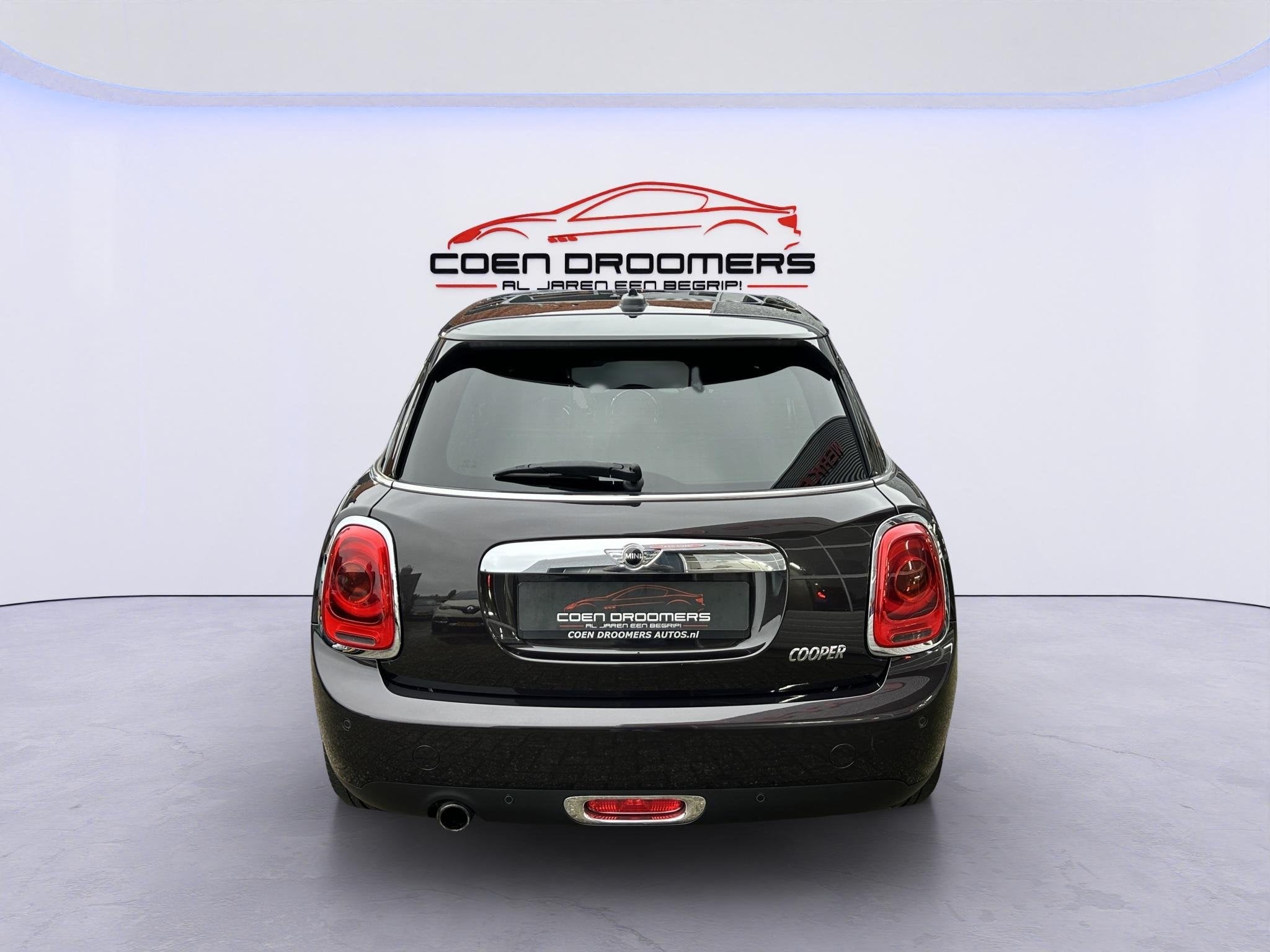 MINI Cooper 1.5 Chili Serious Business /Apple & Android Carp, Auto's, Voorwielaandrijving, 136 pk, Gebruikt, Bruin