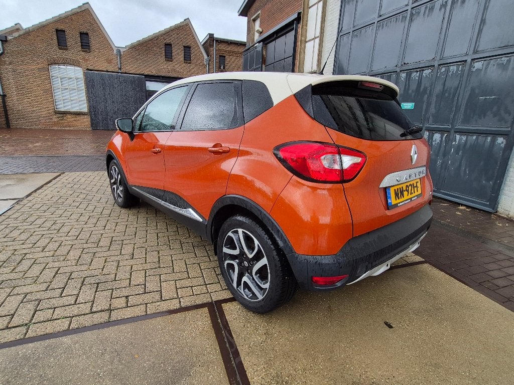 Renault Captur Helly Hansen 0.9 TCe 90 | Navi | Climate, Auto's, Voorwielaandrijving, Stof, Overige kleuren, 49 €/maand