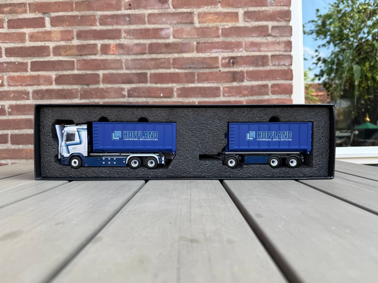 HOFFLAND BV; SCANIA S NORMAL CS20N RIGED, Ophalen of Verzenden, Zo goed als nieuw, Bus of Vrachtwagen, Wsi