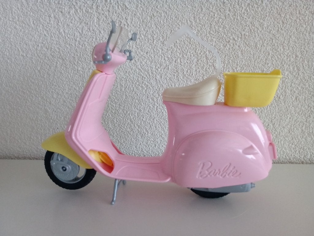 Barbie SCOOTER DVX56, Ophalen of Verzenden, Gebruikt, Overige typen