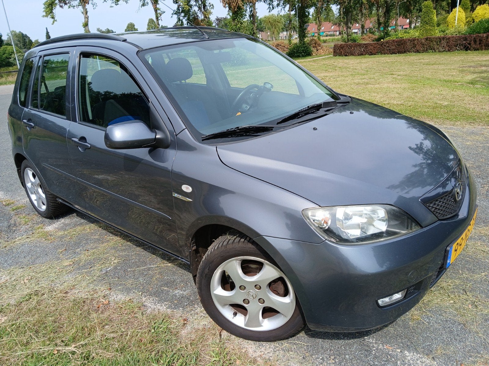 Mazda 2 1.6 16V Touring 2004 Grijs, LOOP OF SLOOP., Voorwielaandrijving, 1596 cc, Stof, 4 cilinders