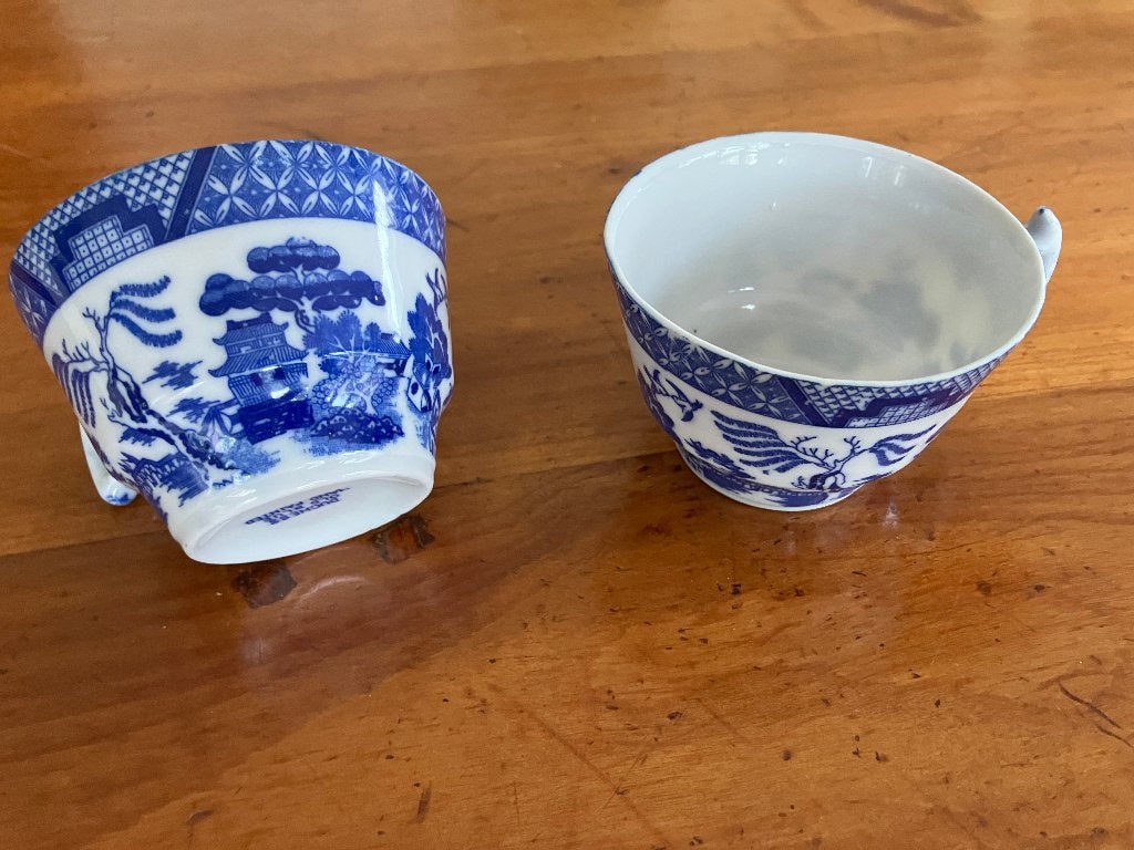 Duchess Old Blue Hand Painted Kopjes - Set van 2, Antiek en Kunst, Ophalen of Verzenden
