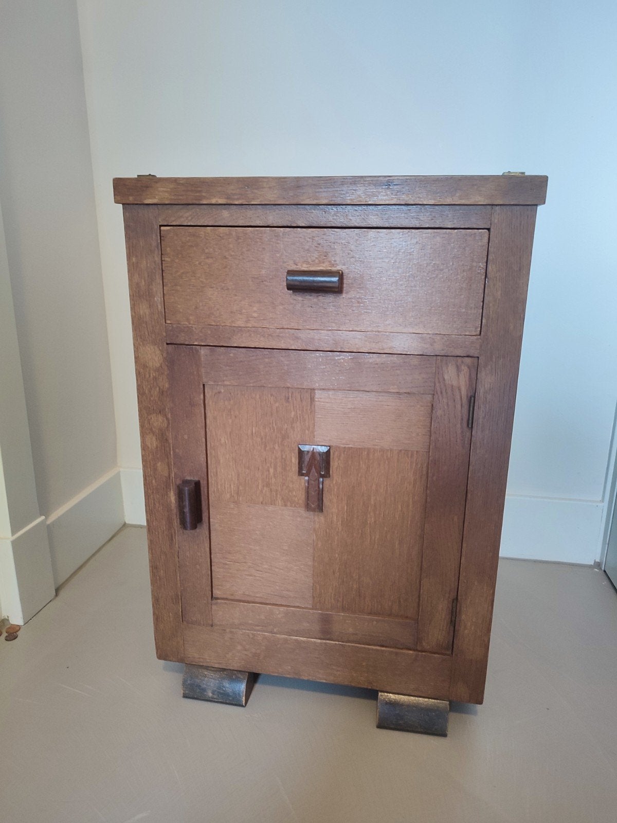 Vintage eikenhouten nachtkastje/bijzettafel, Ophalen of Verzenden