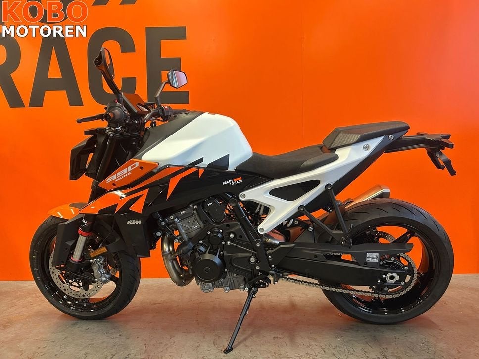 KTM 990 DUKE (bj 2026), Motoren, 2 cilinders, KTM, Bedrijf, Onbekend
