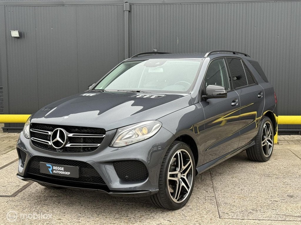 Mercedes GLE-klasse 500 e 4MATIC AMG-PAKKET NIEUWSTAAT NAP, Auto's, Automaat, Automatische klimaatregeling, Gebruikt, GLE