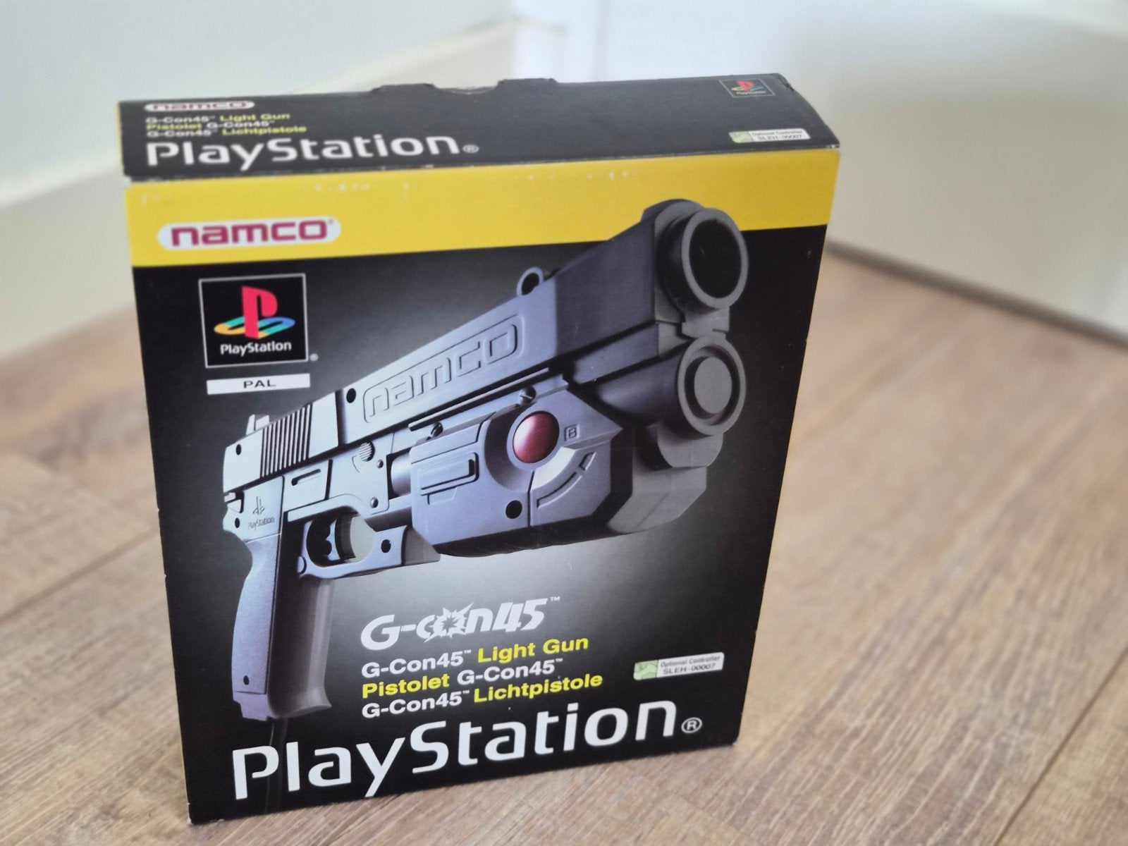 Namco G-Con45 Light Gun voor PlayStation - Nieuw in doos, Spelcomputers en Games, Ophalen, Nieuw, Pistool, PlayStation 1