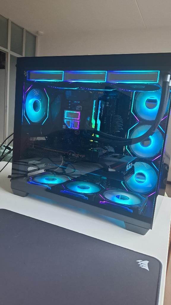 High End Gaming PC, Ophalen, Online, Overige genres, 1 speler