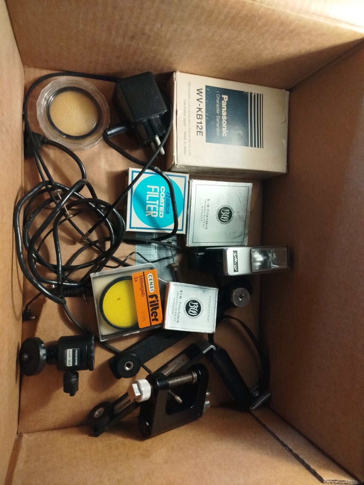 Metz flitser met diverse filters en accessoires, Voor analoge fotografie, Gebruikt, Externe flitser, Ophalen of Verzenden