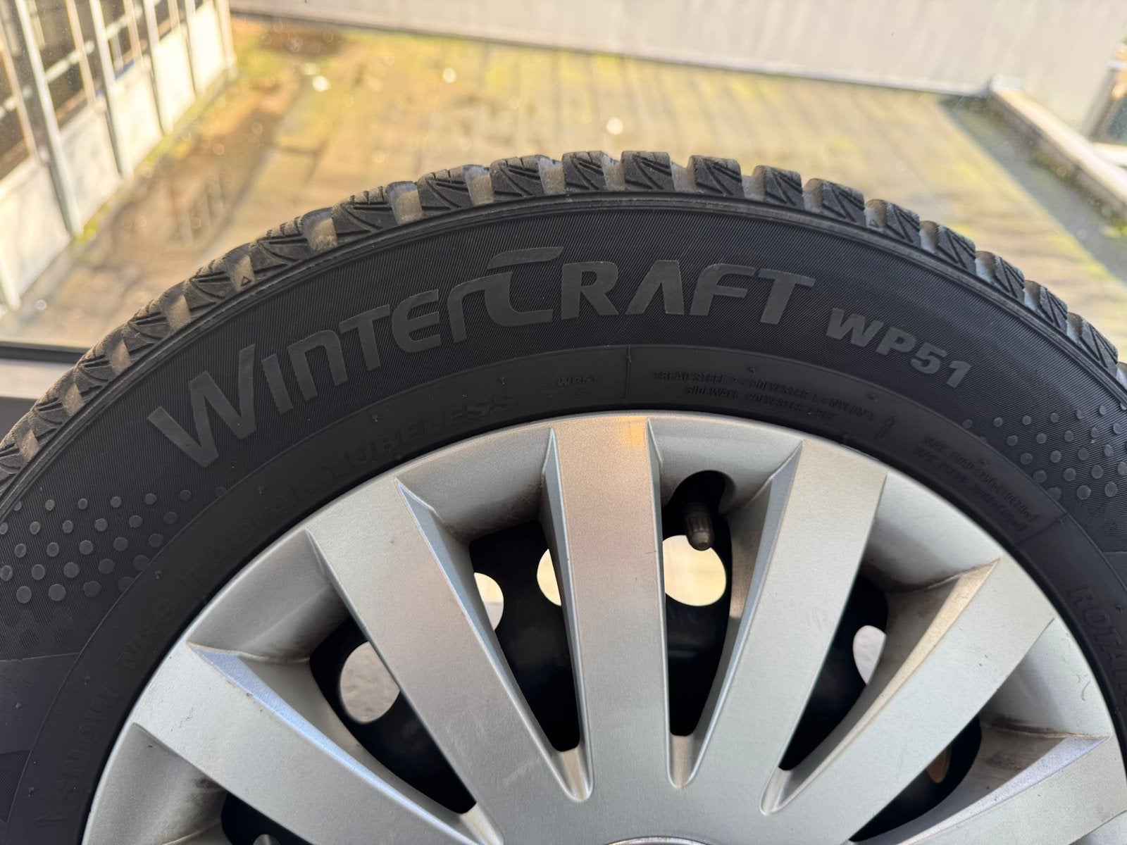 Kumho WinterCraft WP51 winterbanden met velgen 175/65 R14, Auto-onderdelen, Banden en Velgen, Ophalen, 14 inch, Gebruikt, 175 mm