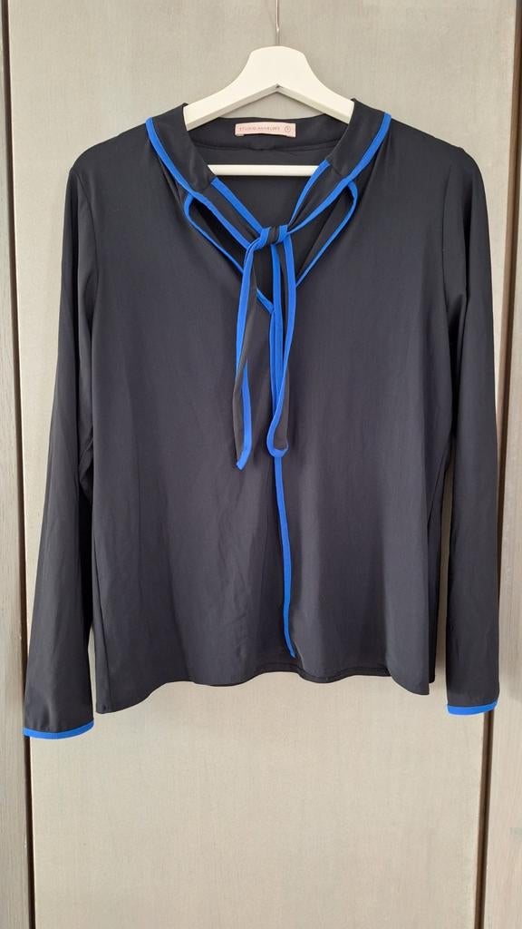 Mooi shirt van Studio Anneloes maat m., Maat 38/40 (M), Studio Anneloes, Blauw, Ophalen of Verzenden