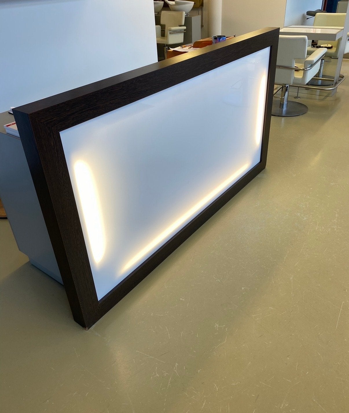 Balie met verlichting, 2 laden, 4 deuren - MDF, Ophalen, Overige materialen, Gebruikt, 150 tot 200 cm