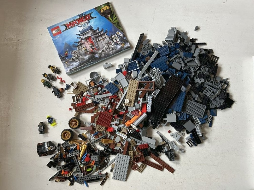 Lego Ninlago - LOT - 70617 & 70733, Gebruikt, Lego, Ophalen of Verzenden, Losse stenen