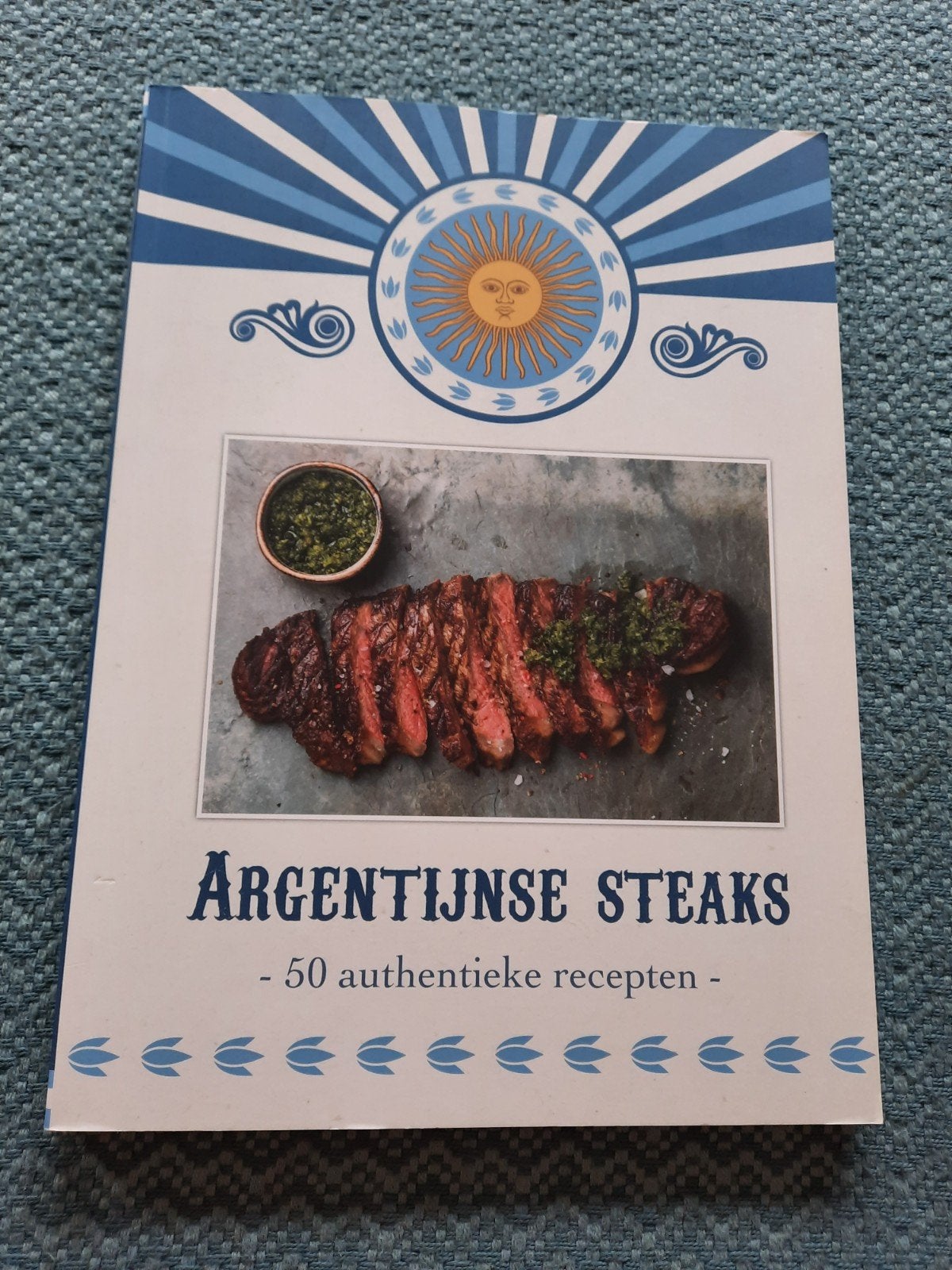 Argentijnse Steaks - 50 authentieke recepten, Hoofdgerechten, Ophalen of Verzenden, Zo goed als nieuw, Onbekend