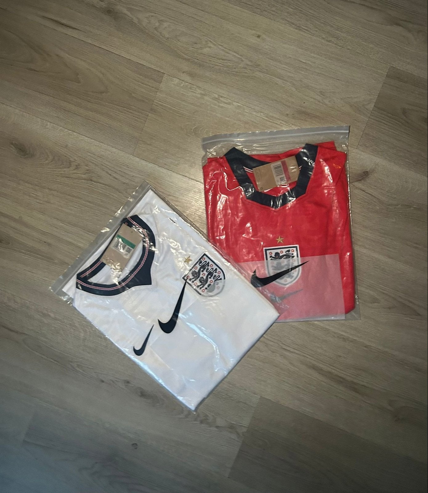 Nike Engeland Voetbalshirts - Thuis & Uit (Nieuw), Meerkleurig, Nieuw, Overige maten, Ophalen of Verzenden
