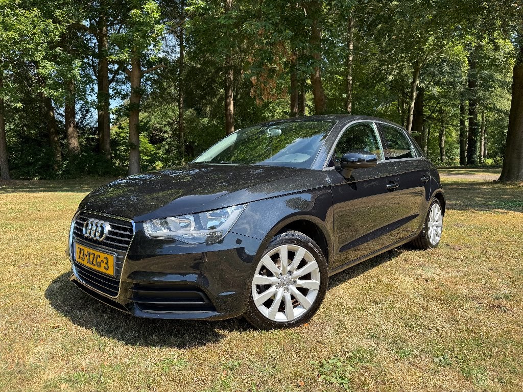 Audi A1 1.2 Tfsi 2012 Zwart /5 Deurs/ Airco/ Cruise/ Carplay, Voorwielaandrijving, Stof, A1, Euro 6