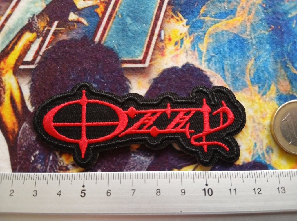 Ozzy Osbourne vrij mooie shaped logo patch 4, Ophalen of Verzenden, Nieuw, Kleding
