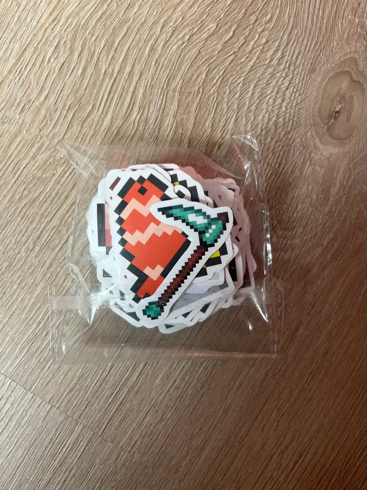 Minecraft pixel art stickers - hart en houweel, Ophalen of Verzenden, Nieuw, Meerdere stickers