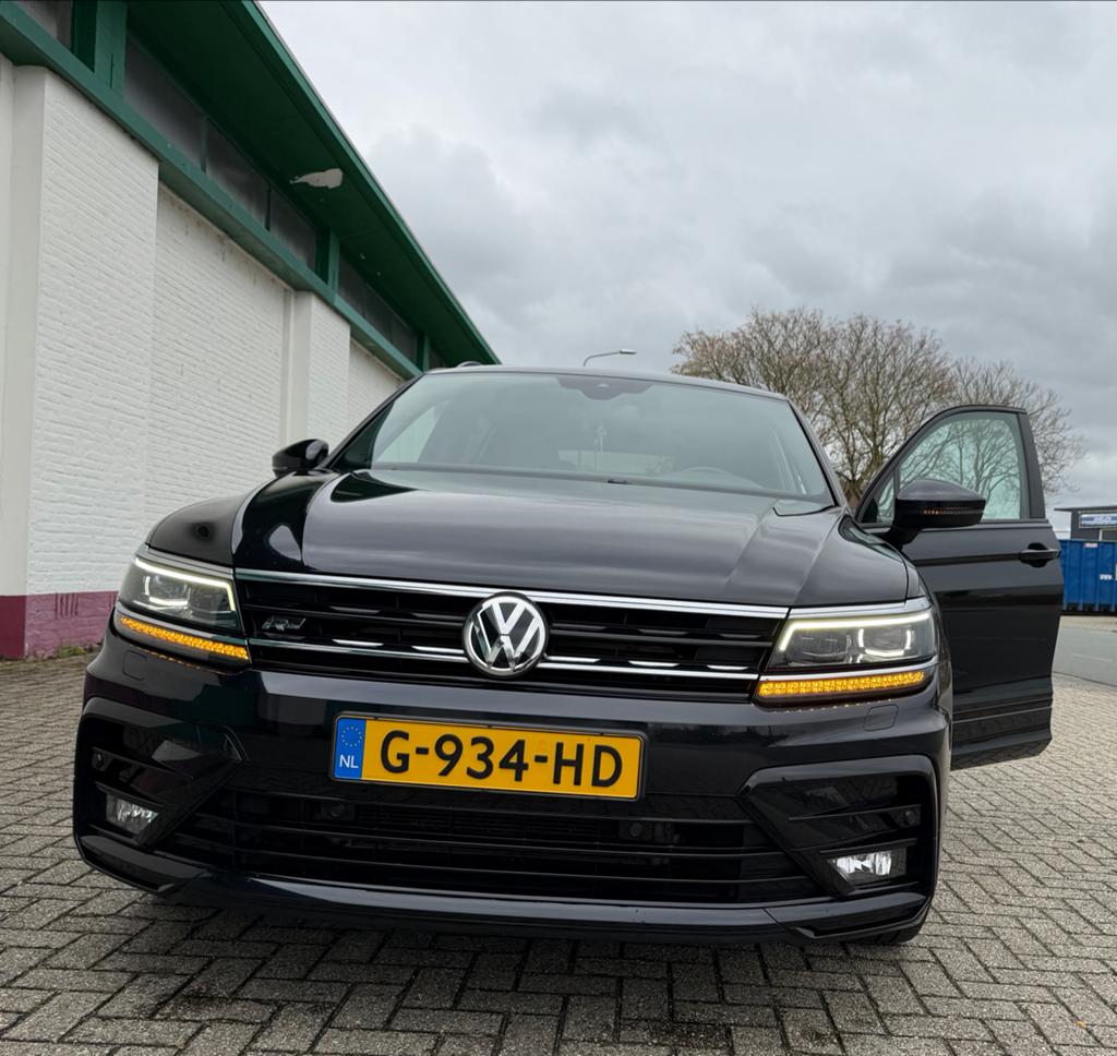 Volkswagen Tiguan 1.5 TSI ACT 150pk DSG 2019 Zwart, Auto's, Volkswagen, Particulier, Tiguan, Benzine, SUV of Terreinwagen, Automaat