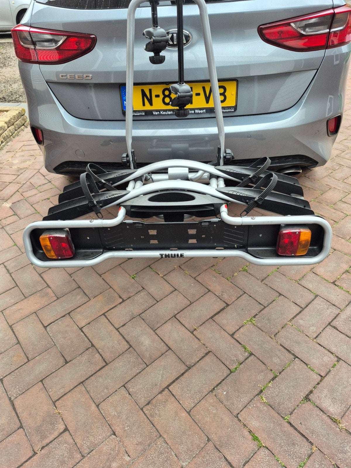 Thule Fietsendrager voor 2 electrische fietsen, Auto diversen, Fietsendragers, Ophalen, Gebruikt, Elektrische fiets, 2 fietsen